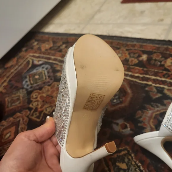 Dressy pumps - Picture 2 of 7